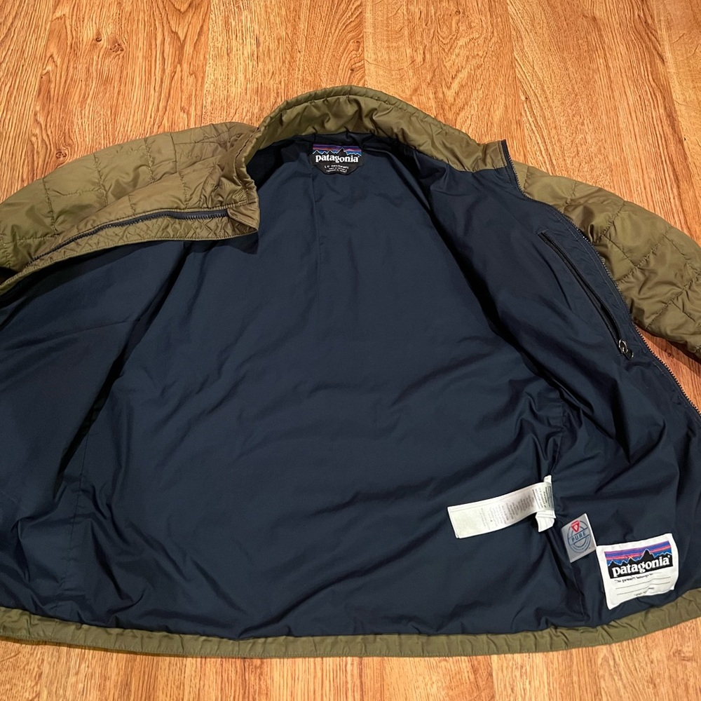 Patagonia Kids Olive Puffer Jacket - Picture 8 of 8